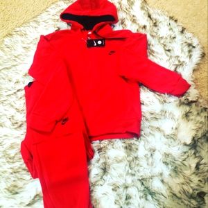 🔥Brand New Nike Womens Sweatsuit-Med